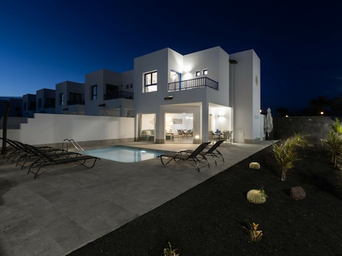 Villa Yaiza 15 - VipVipVillas