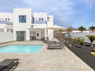 Villa Playa Blanca Outdoor Recording 11