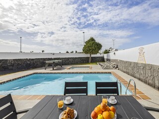 Villa Playa Blanca Outdoor Recording 7