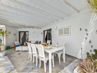 Villa Playa Blanca Features 40