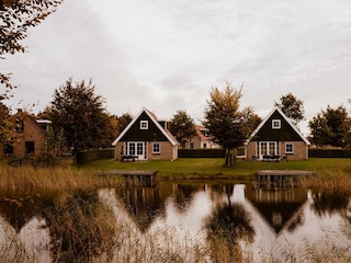 Ferienhäuser am Teich