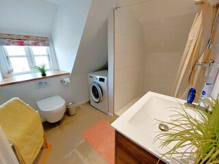 1. Duschbad im DG