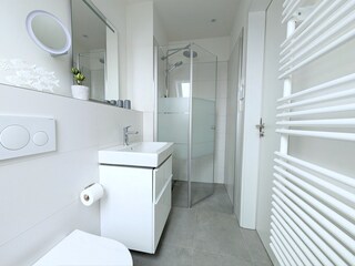 Bathroom02