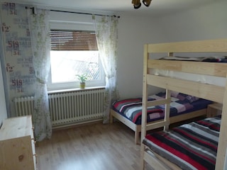 2. Schlafzimmer