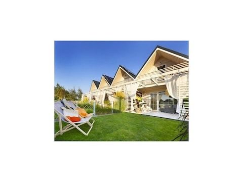 Maison de vacances avec terrasse, jardin et piscine