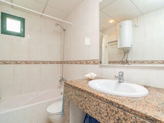 Apartamento Cala en Blanes  19