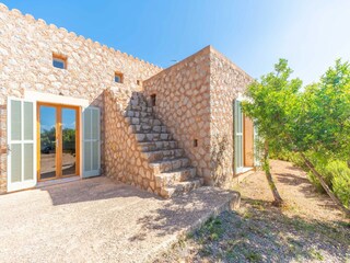 Villa Cala Bona Outdoor Recording 1