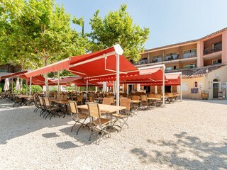 Apartment Grospierres  29