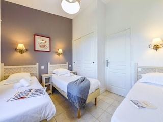 Apartment Grospierres Features 12