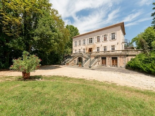Apartment Grospierres Außenaufnahme 5