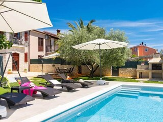 Villa Pula Outdoor Recording 7