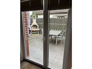 Blick auf die Terrasse der Ferienwohnung