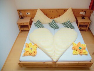 Bauernladen Doppelbett Herz