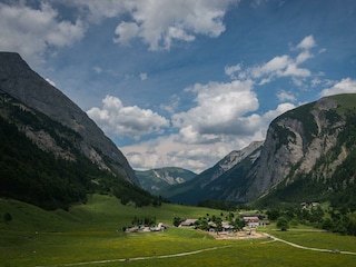 Alm Dorf Ansicht von Süden