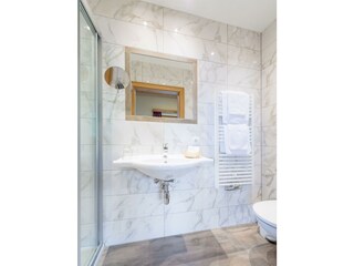 Badezimmer 1