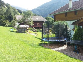 Trampolin und Tischtennis