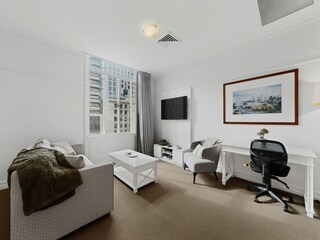 Apartment Welt Features 1