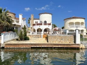 Vakantiehuis Casa Capitan met privézwembad en aanlegplaats voor boten - Empuriabrava - image1