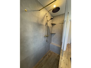 RainDance Dusche