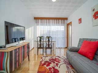 Apartment Roses Features 16