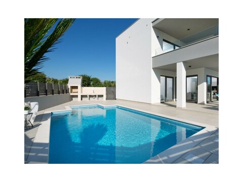 - Villa Fasana-Apartment 1