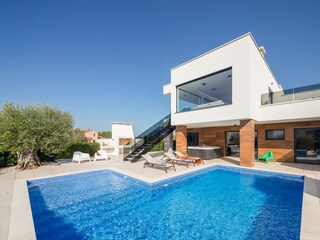 Villa Gajana Features 16