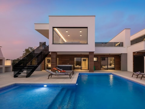 Villa Old Olive III