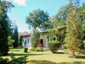 Ferienhaus House with garage