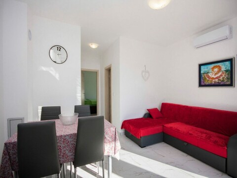 Apartments Happy Holiday - One Bedroom Apartment with Terrace