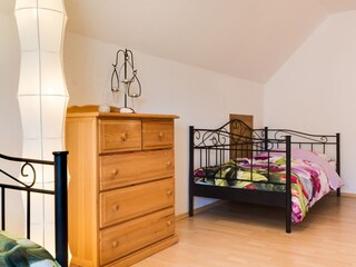 Schlafzimmer 1 mit 2 Einzelbetten