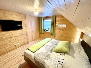 Schlafzimmer 2