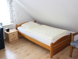 2. Schlafzimmer mit 2 Einzellbettenm