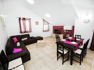 Appartement Srima Kenmerken 13