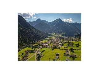 DJI_20240715171507_0031_D_DPL_7.7_LR_3000-1-768x57