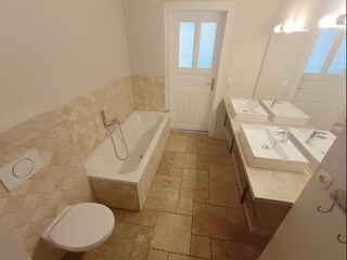 Apartment Neue Tiefe Ausstattung 25