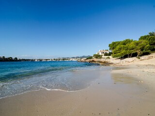 Holiday house Portocolom Environment 16