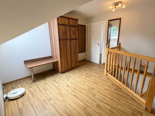 Großer Flur mit 2. Saugroboter