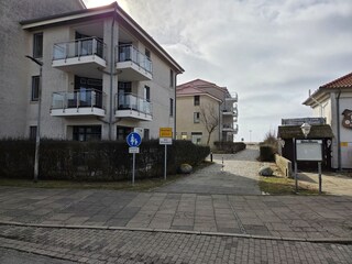 Blick auf den Balkon und Strandzugang
