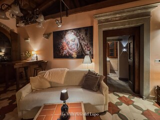 Two Birds one Room  .La Villa Arte del Lupo