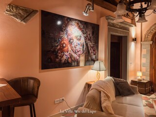 Two Birds one Room  .La Villa Arte del Lupo