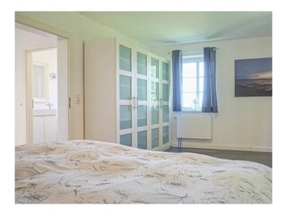 Kleiderschrank