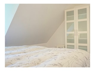Kleiderschrank
