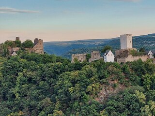 Die feindlichen Brüder über Kamp-Bornhofen