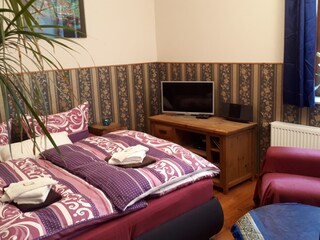 Schlafsofa  Wohnzimmer neben 2ter Küche