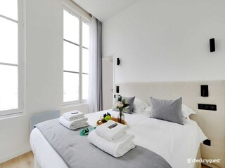 Apartment Paris  5