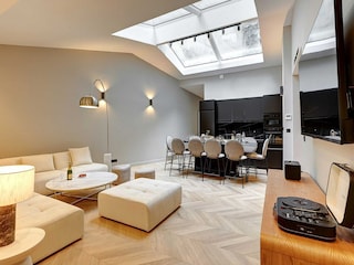 Apartment Paris  8