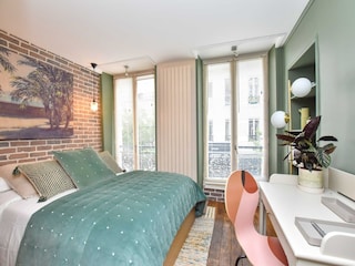 Apartment Paris  8