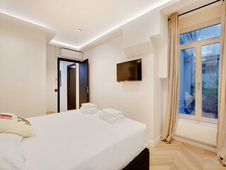 Apartment Paris  17
