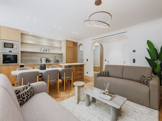 Apartment Paris  8