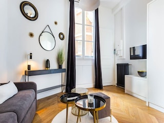 Apartment Paris  5